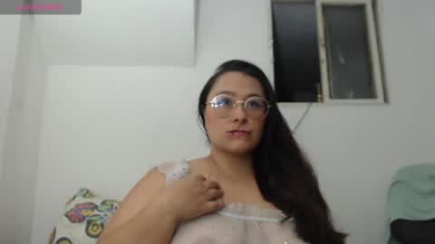 emma_sswan1 online show from 06.07.26