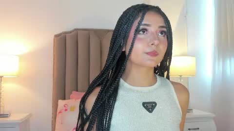Snapshot of emma_torres__ chatting on 06.24.26 Ema online show from 06.24.26