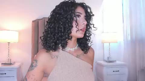 Snapshot of emma_torres__ chatting on 07.28.26 Ema online show from 07.28.26