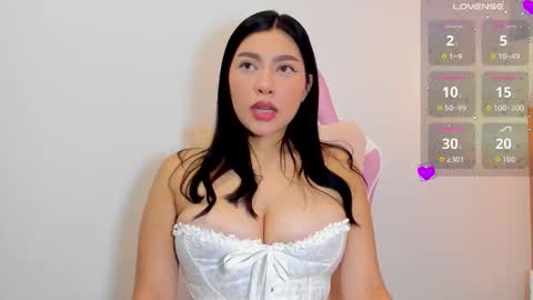 Snapshot of emma_walton_ chatting on 11.29.25 online show from 11.29.25