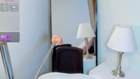 Snapshot of emma_walton_ chatting on 01.15.26 online show from 01.15.26