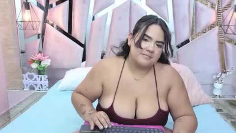 Snapshot of emmaa_luxx chatting on 05.16.26 Emmaa Luxx online show from 05.16.26