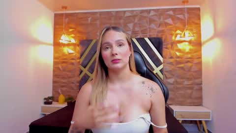 Snapshot of emmaa_white_ chatting on 03.09.26 EMMA online show from 03.09.26