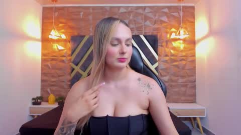 Snapshot of emmaa_white_ chatting on 03.10.26 EMMA online show from 03.10.26