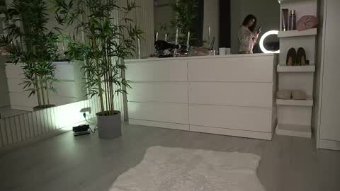 emmablanco online show from 04.14.26