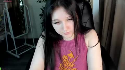Snapshot of emmablissa chatting on 06.11.26 emmablissa online show from 06.11.26