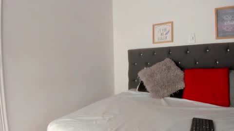 Snapshot of emmadasilva chatting on 11.26.25 emmadasilva online show from 11.26.25