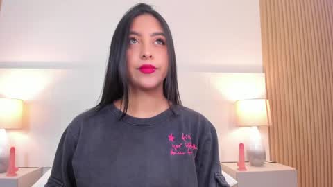 emmaespencer  online show from 04.24.26
