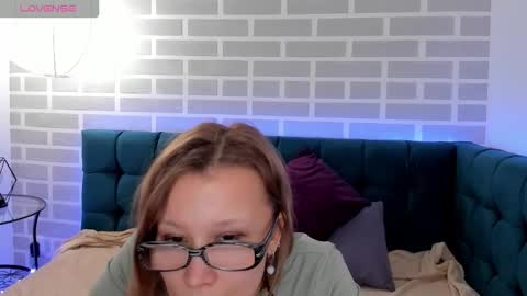 Emma 3 online show from 02.03.26