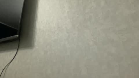 Snapshot of emmafreez chatting on 10.29.25 emmafreez online show from 10.29.25