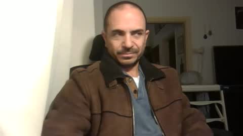 Snapshot of emmagold123 chatting on 01.12.26 Ariel online show from 01.12.26