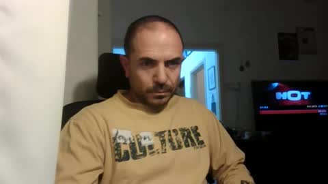 Snapshot of emmagold123 chatting on 01.13.26 Ariel online show from 01.13.26