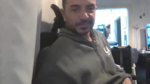 Snapshot of emmagold123 chatting on 01.16.26 Ariel online show from 01.16.26