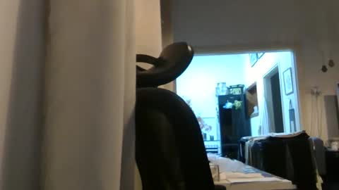 Snapshot of emmagold123 chatting on 01.17.26 Ariel online show from 01.17.26