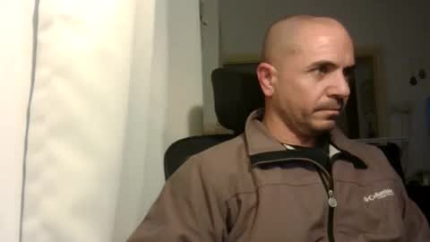 Snapshot of emmagold123 chatting on 01.18.26 Ariel online show from 01.18.26