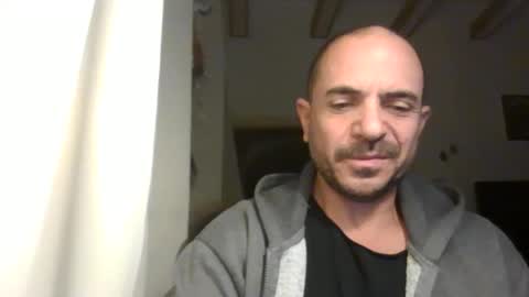 Snapshot of emmagold123 chatting on 02.14.26 Ariel online show from 02.14.26