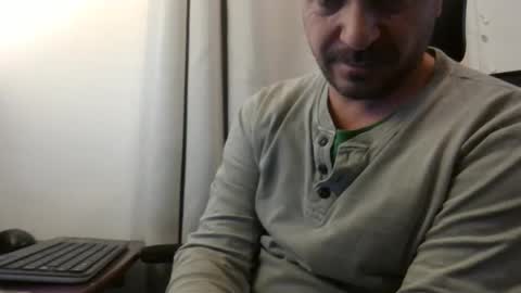 Snapshot of emmagold123 chatting on 03.19.26 Ariel online show from 03.19.26