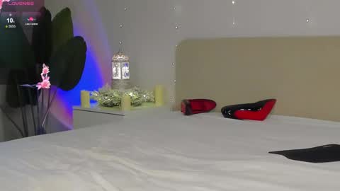 Snapshot of emmanuelleee chatting on 01.07.26 emmanuelleee online show from 01.07.26