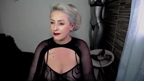 Emma online show from 05.22.26