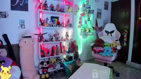 Snapshot of emmarosse11 chatting on 02.02.26 Emma online show from 02.02.26