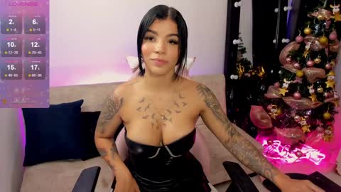 Snapshot of emmarusselx chatting on 12.13.24 Emma Russell online show from 12.13.24