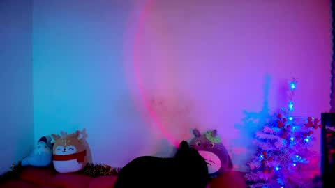 Snapshot of emmaterrestrial chatting on 03.31.26 RH-NEGATIVE GREEN-EYED BAELIEN online show from 03.31.26