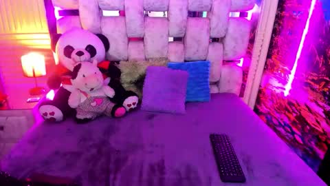 Emma online show from 04.15.26