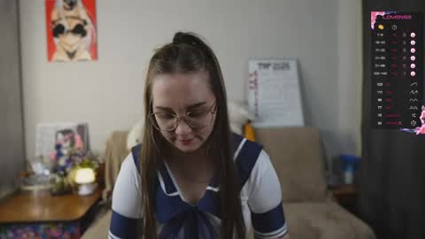 Mia online show from 04.30.26