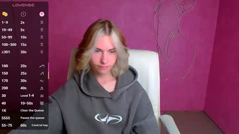 Emmi online show from 09.26.25