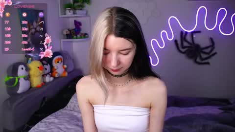 emmie_everly online show from 04.13.26