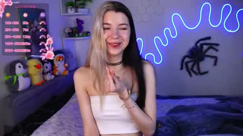 emmie_everly online show from 04.30.26