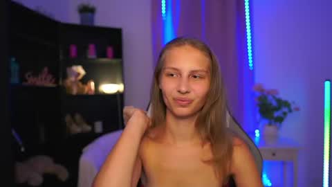 Snapshot of emmie_murray chatting on 07.28.26 Emmie online show from 07.28.26