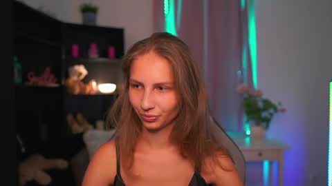 Snapshot of emmie_murray chatting on 07.29.26 Emmie online show from 07.29.26