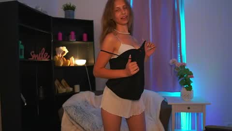 Snapshot of emmie_murray chatting on 08.01.26 Emmie online show from 08.01.26