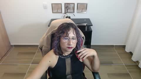 Emmily online show from 11.27.25