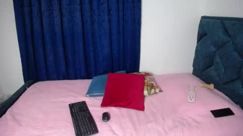 Snapshot of emmilychevalier chatting on 05.20.26 Emmily online show from 05.20.26