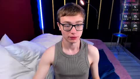 Snapshot of emmit_barker chatting on 07.15.26 Emmit online show from 07.15.26