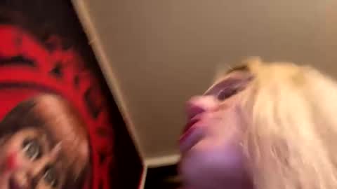 Snapshot of emmwarr1514 chatting on 02.18.25 emmwarr1514 online show from 02.18.25