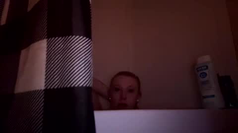 Snapshot of emmwarr1514 chatting on 02.19.25 emmwarr1514 online show from 02.19.25