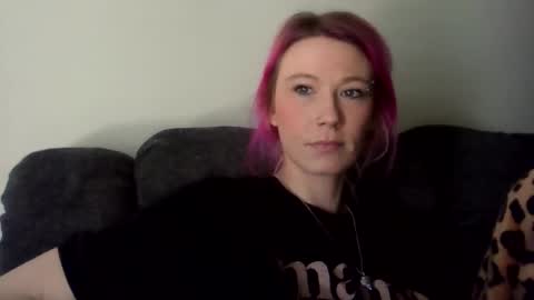 Snapshot of emmwarr1514 chatting on 02.10.26 emmwarr1514 online show from 02.10.26