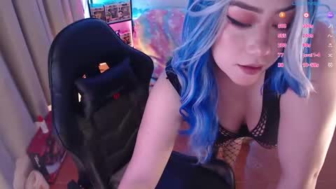 Emmy Ruiz - independent model online show from 05.04.26