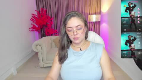 Emmy Walker online show from 02.03.25