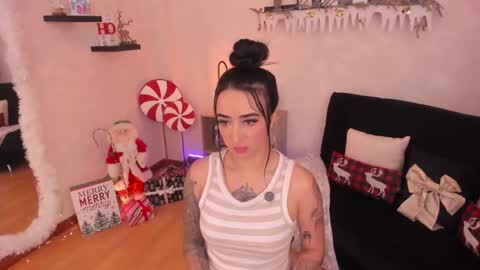 Emmy Evans  online show from 12.18.25