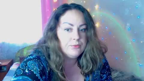 Snapshot of emmyxotty chatting on 12.31.24 Emmy online show from 12.31.24