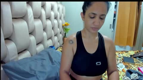Snapshot of emperatriztapia chatting on 02.04.25 emperatriztapia online show from 02.04.25