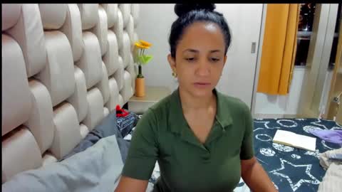 Snapshot of emperatriztapia chatting on 02.07.25 emperatriztapia online show from 02.07.25