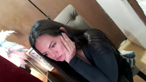 Snapshot of empressrheo chatting on 02.20.25 empressrheo online show from 02.20.25