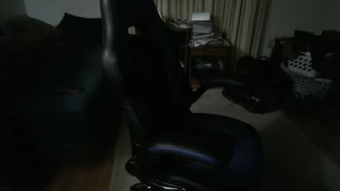 Snapshot of emsguy1 chatting on 11.18.25 Matt online show from 11.18.25