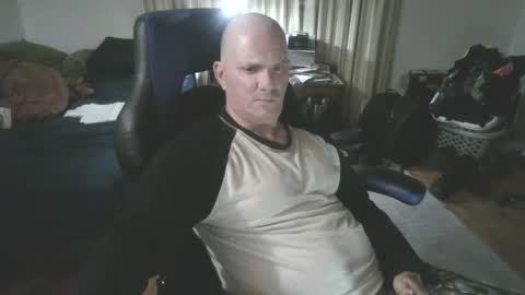Snapshot of emsguy1 chatting on 12.03.25 Matt online show from 12.03.25