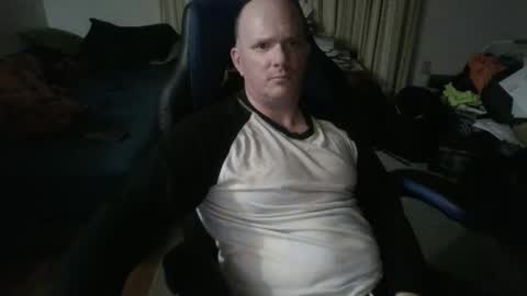 Snapshot of emsguy1 chatting on 12.16.25 Matt online show from 12.16.25